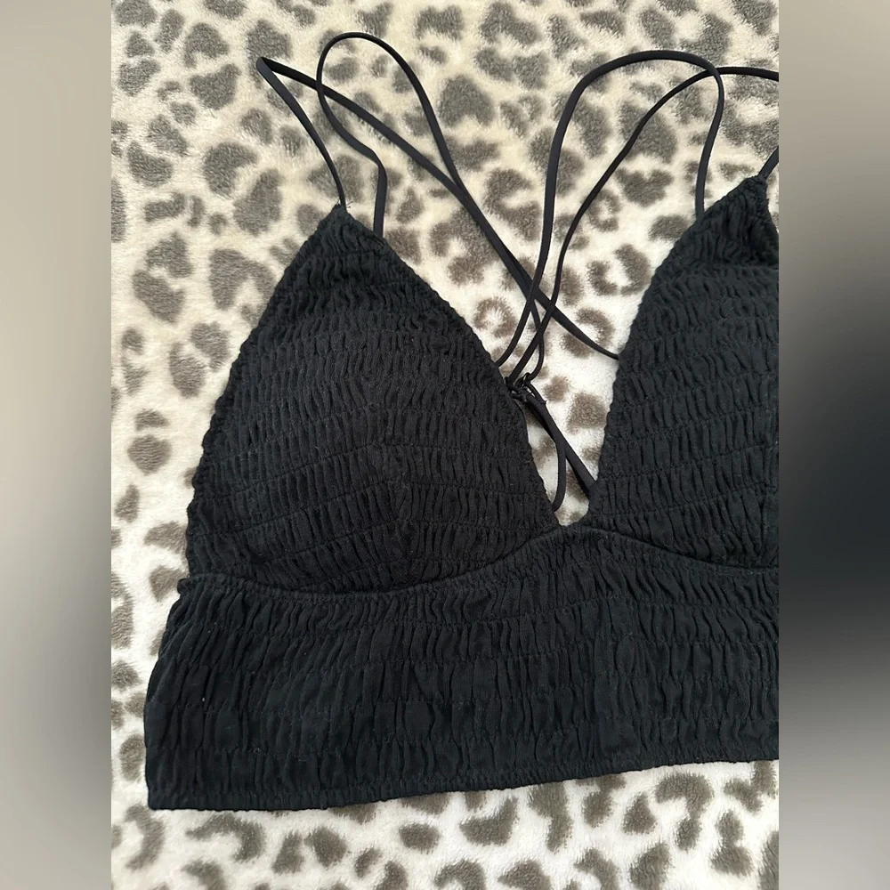 PINK Victoria’s Secret Smocked Bralette in Black Size Medium Women’s - Picture 3 of 17